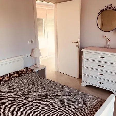Bacchus Guest house *