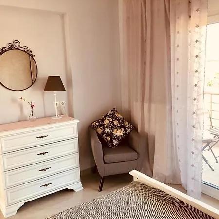 Bacchus Guest house *
