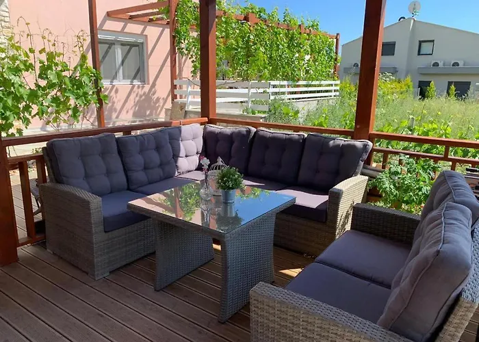 Guest house Bacchus 4*