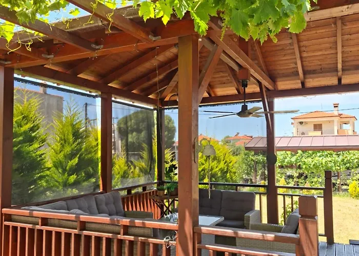 Guest house Bacchus Nikiti (Sithonia)